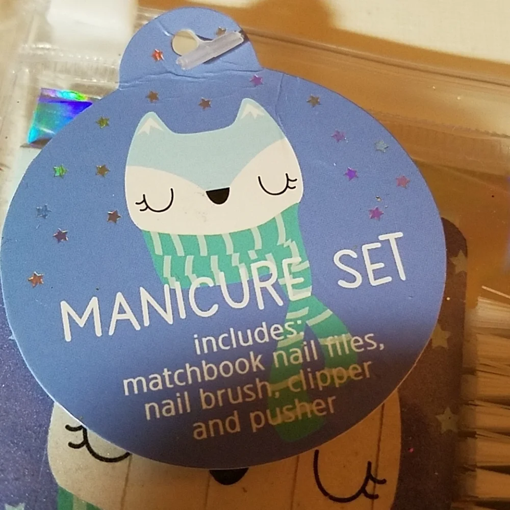 Manicure Set in Travel Pouch Matchbook Nail Files Brush Clipper & Pusher New